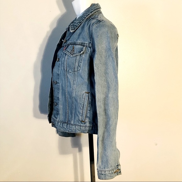 Levi’s Original Trucker Light Wash Denim Jean Jacket Size Medium - Picture 3 of 6